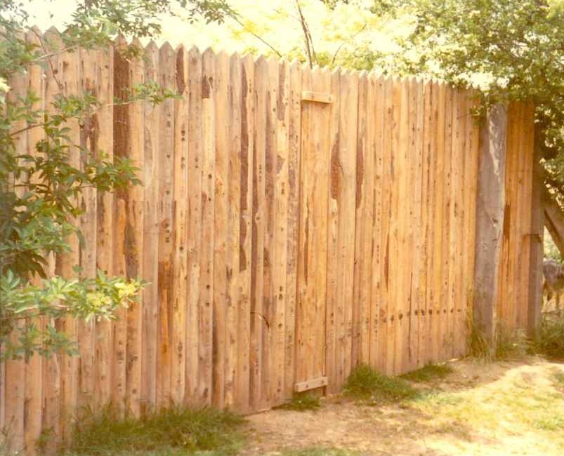 puertas ventanas revestimientos y cierres de madera para intemperie